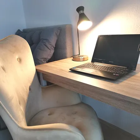 Appartement Vogelwarte - Gemuetlich, Gut Ausgestattet, Zentrumsnah