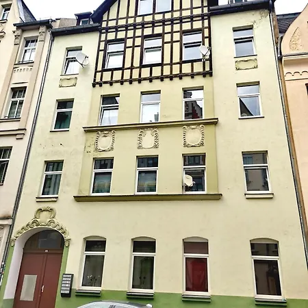 Appartement Vogelwarte - Gemuetlich, Gut Ausgestattet, Zentrumsnah Plauen